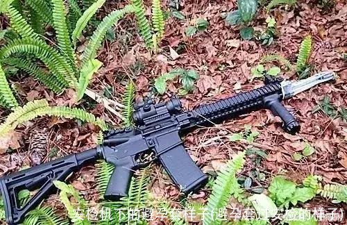 安检机下的避孕套样子(避孕套过安检的样子)