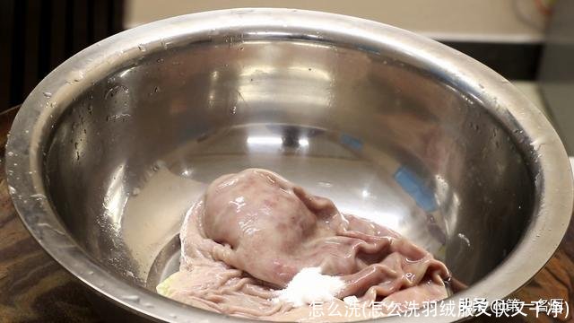 怎么洗(怎么洗羽绒服又快又干净)