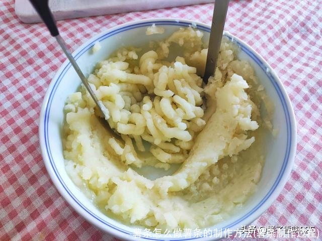 薯条怎么做薯条的制作方法(薯条制作过程)