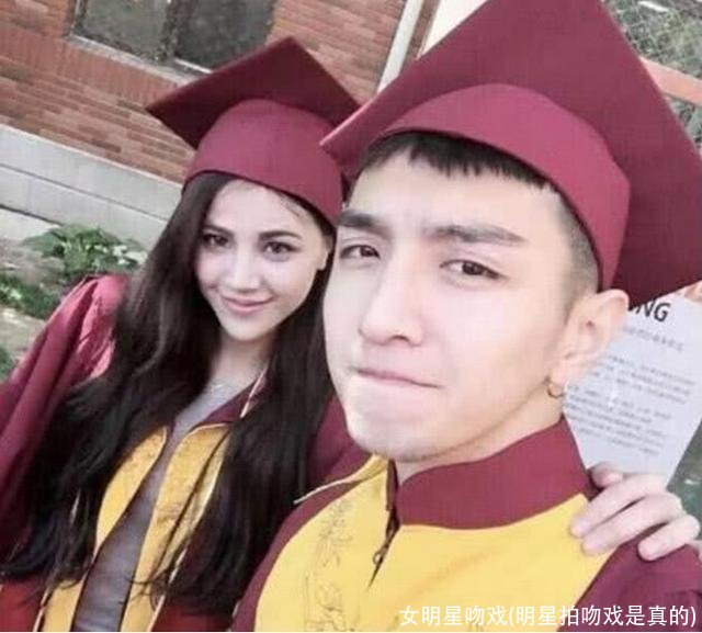 女明星吻戏(明星拍吻戏是真的)