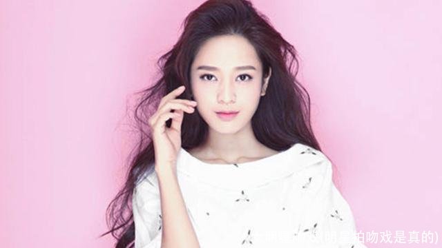 女明星吻戏(明星拍吻戏是真的)