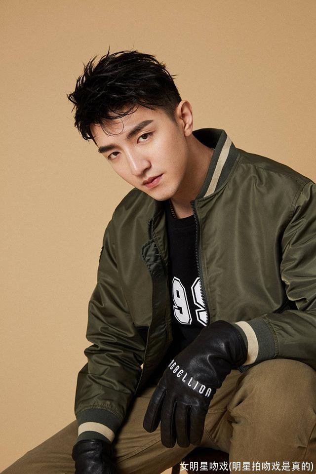 女明星吻戏(明星拍吻戏是真的)