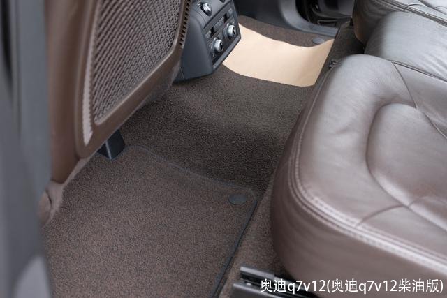 奥迪q7v12(奥迪q7v12柴油版)