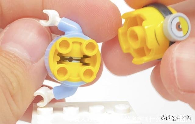 小黄人的名字(小黄人的名字叫什么对应的图片)