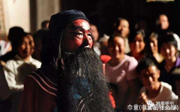 巾童(巾童是什么字)