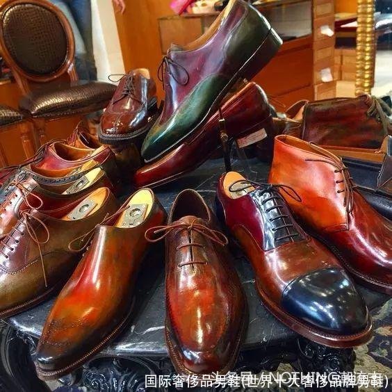 国际奢侈品男鞋(世界十大奢侈品牌男鞋)