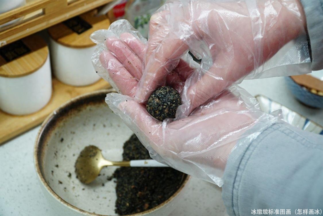 冰墩墩标准图画（怎样画冰）