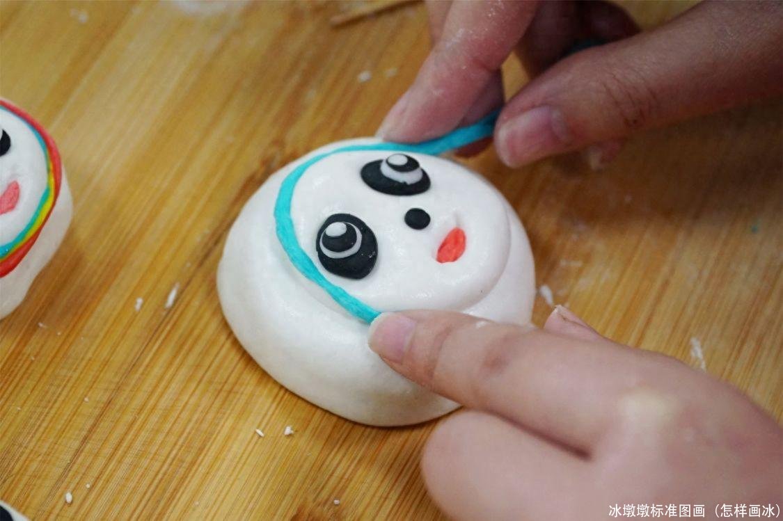 冰墩墩标准图画（怎样画冰）
