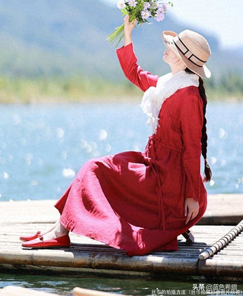 丝巾的拍摄方法(丝巾拍照好看图片欣赏)