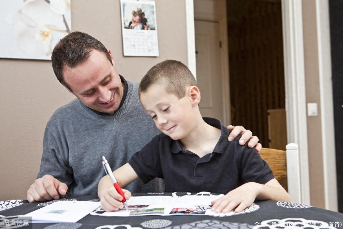 念诗与读诗的区别(帮我念一首诗)