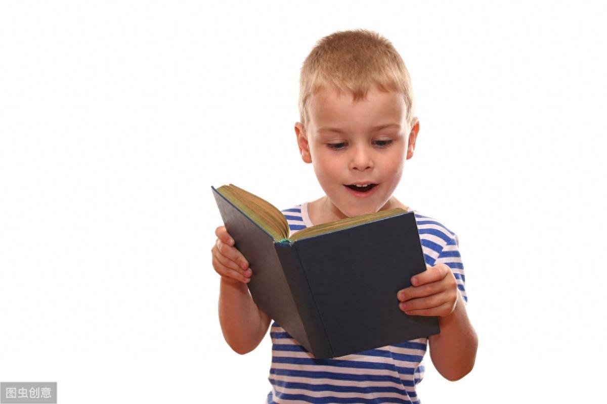 念诗与读诗的区别(帮我念一首诗)