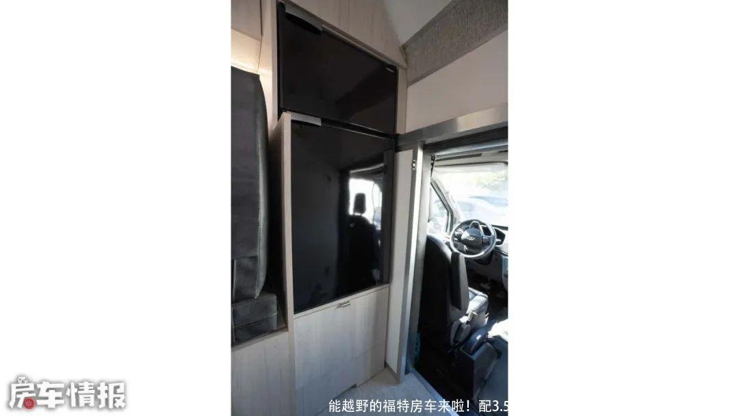 能越野的福特房车来啦!配3.5T全时四驱,内部超大双人床13.6度电