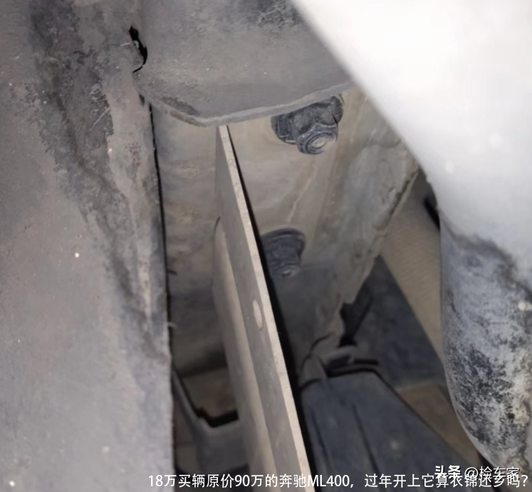 18万买辆原价90万的奔驰ML400,过年开上它算衣锦还乡吗?