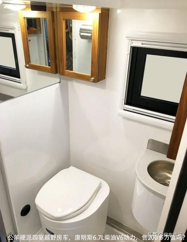 公羊硬派四驱越野房车，康明斯6.7L柴油V6动力，售200多万值吗？