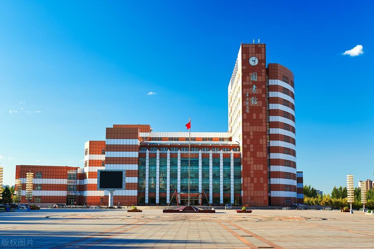 黑龙江省各高校热门高分专业TOP3是哪些?录取分数和排名是多少?