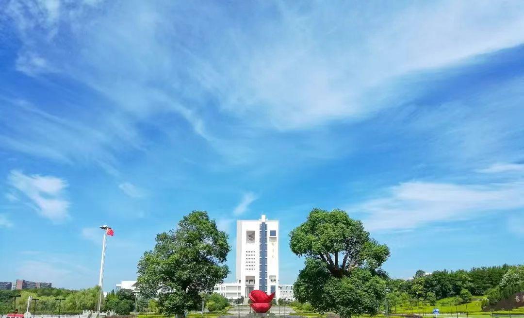 江西分数线公布，文理科一本线集体上涨，多少分可以上南昌大学