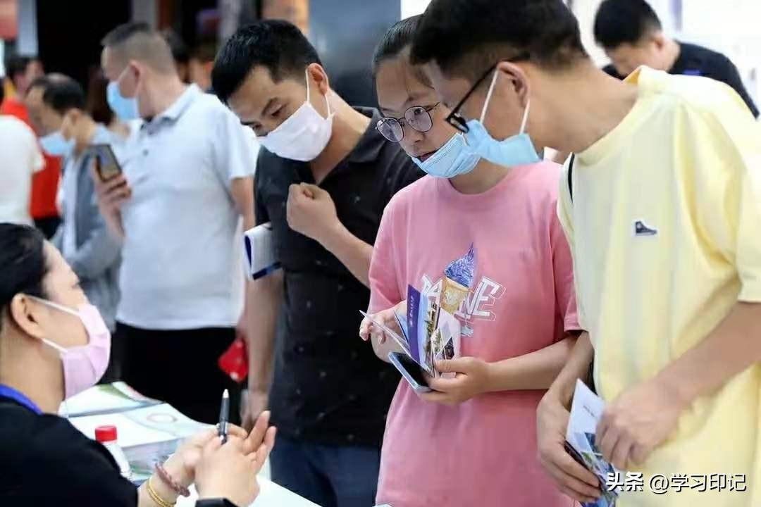 2023年高考投档线正式出炉，大批高校“断档”，吉林大学仅538分